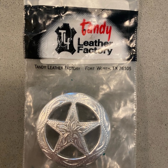 Tandy Leather Factory Ranger Star Conchos & Snaps Engraved Ranger bundle - Picture 2 of 7